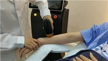 Meaisín Deireadh Gruaige Fiber snáthoptaice Diode Laser